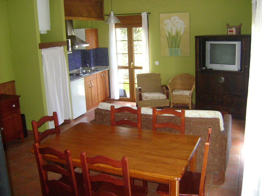 Apartamentos Dos Robles Somo Room photo
